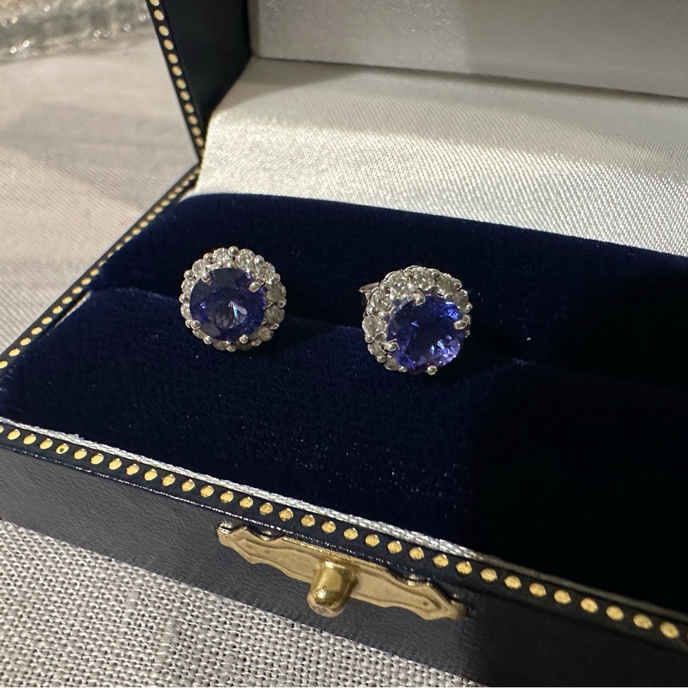 14k white gold diamond halo tanzanite stud earrings